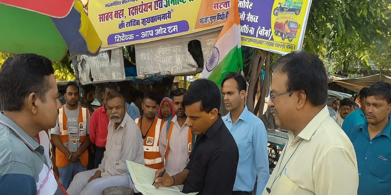 सफाई व्यवस्था में अब लापरवाहों पर गिरेगी गाज नगर पालिका परिषद की सख्ती