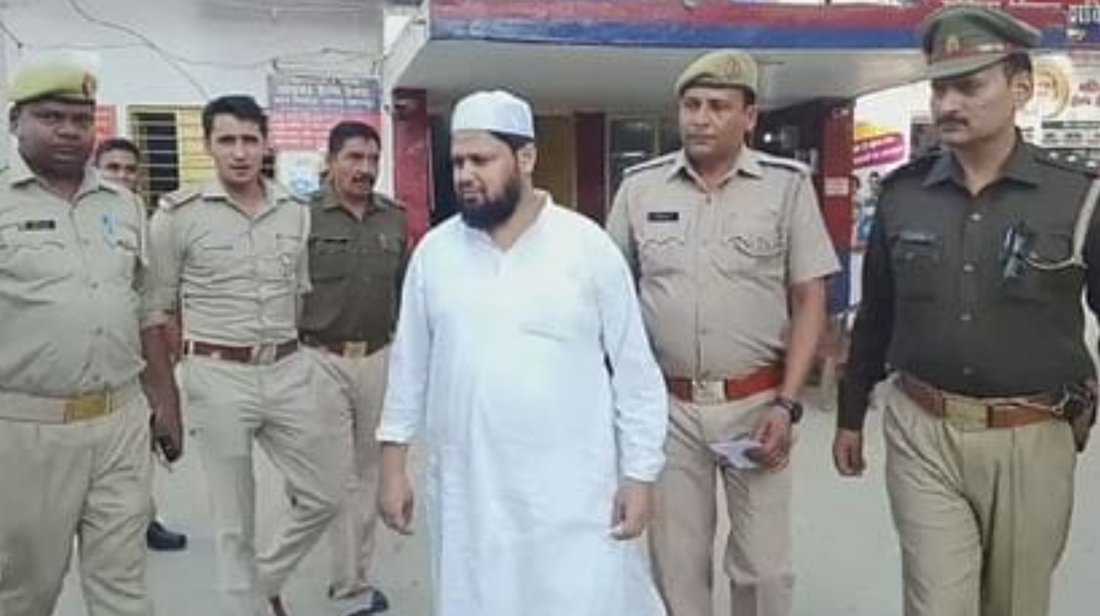 सुप्रीम कोर्ट से राहत, हाजी इकबाल के चार बेटे साढ़े तीन साल बाद जेल से रिहा