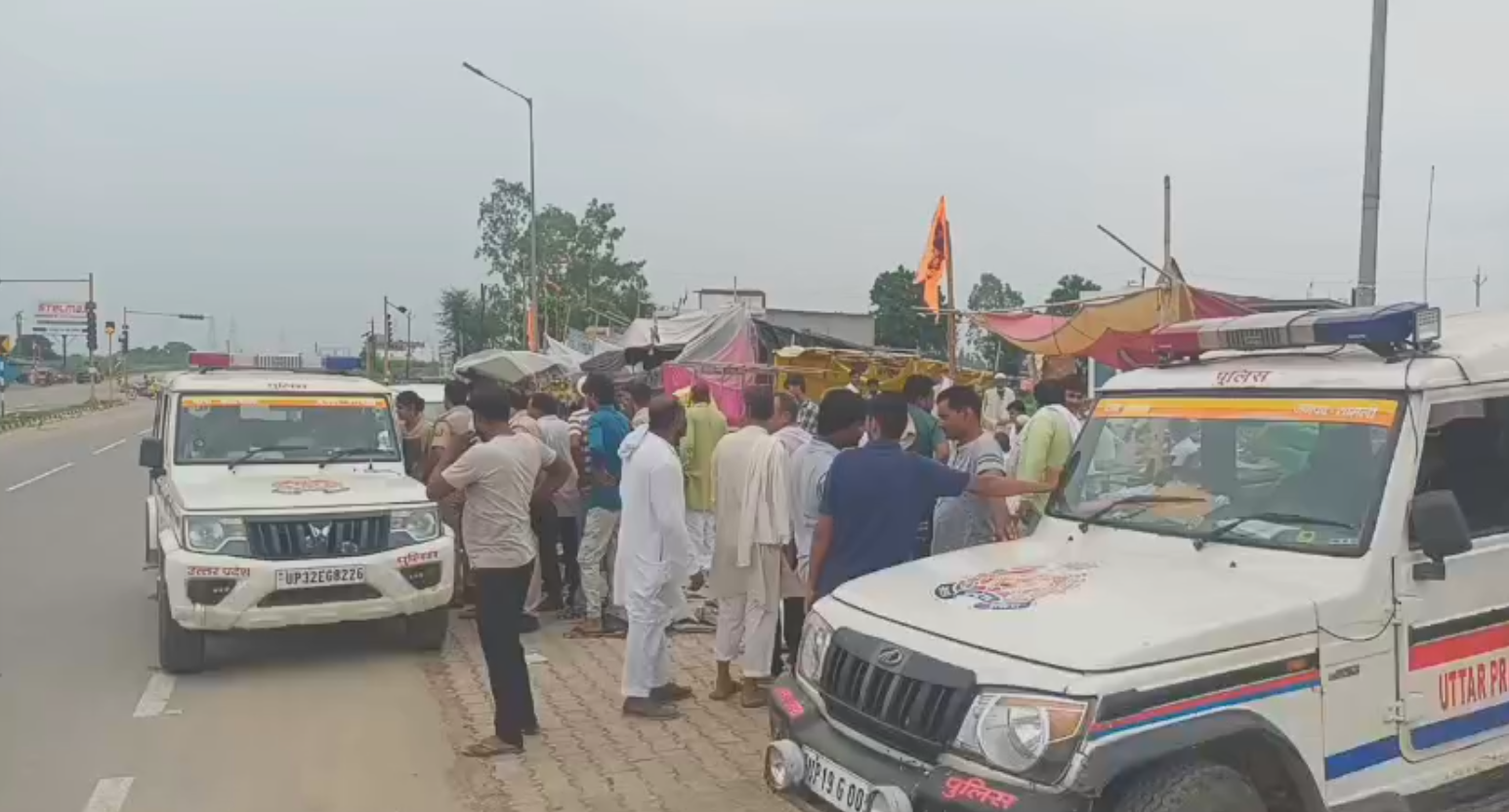 शामली में दबंगों की दबंगई, जेसीबी मशीन से गरीब का ढहाया आशियाना…?