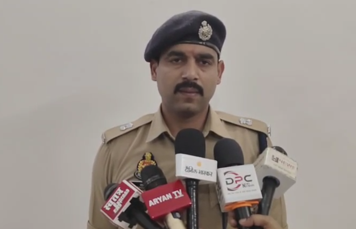 सहारनपुर में थाना मंडी क्षेत्र के मोहल्ला बड़तला यादगार में घरेलू विवाद से परेशान एक युवक ने किया ये काम..?1