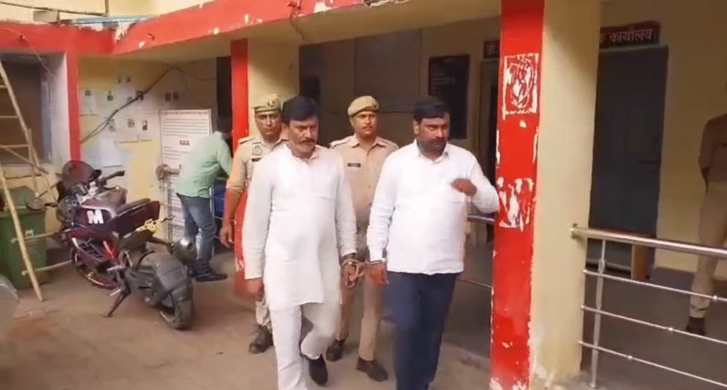 कासगंज में भाकियू स्वराज के राष्ट्रीय और प्रदेश अध्यक्ष गिरफ्तार, पुराने मामलों में जेल