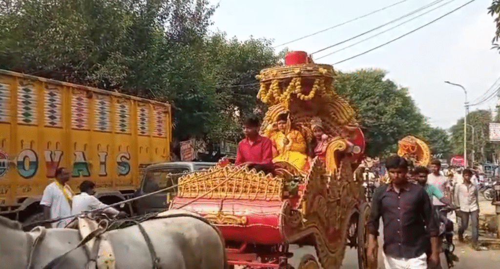 फरीदपुर में महाराजा अग्रसेन शोभा यात्रा का भव्य आयोजन