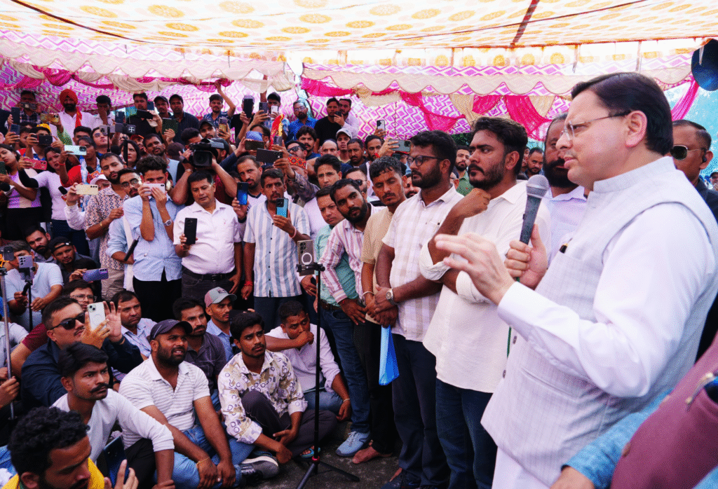 "सीएम धामी ने UKSSC परीक्षा की सीबीआई जांच की घोषणा की, मामले वापस लिए गए"