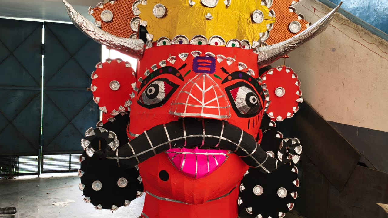 सहारनपुर से हिंदू-मुस्लिम एकता की मिसाल: मुस्लिम परिवार 20 साल से बना रहा रावण के पुतले