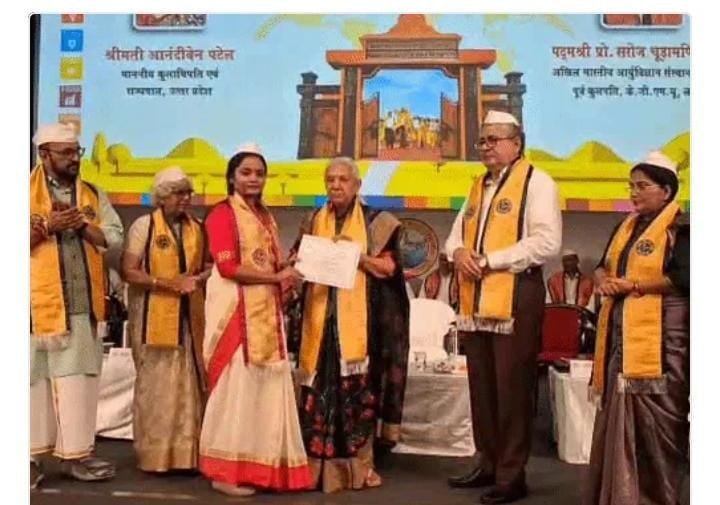 राज्यपाल आनंदीबेन पटेल