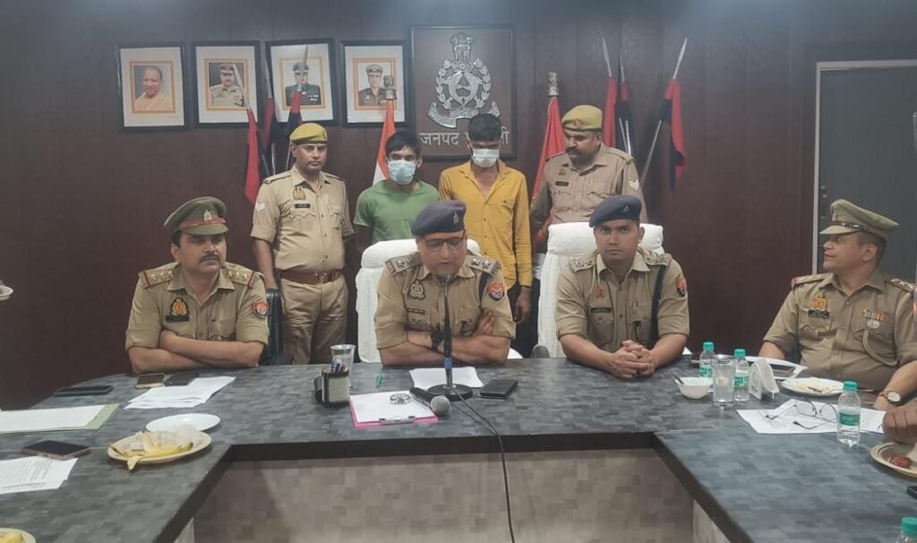 शामली पुलिस की बड़ी सफलता: आदर्शमंडी थाने ने पकड़े दो शातिर वाहन चोर, 13 चोरी की बाइकें और अवैध हथियार बरामद