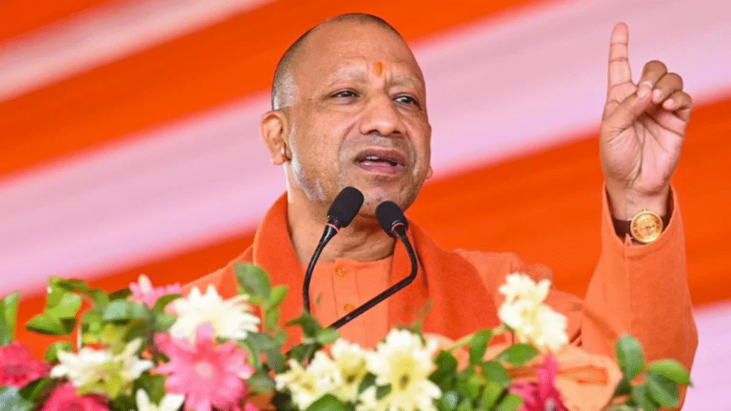 योगी ने कहा: बेटियों से छेड़खानी करने वालों को मिलेगा यमलोक का टिकट