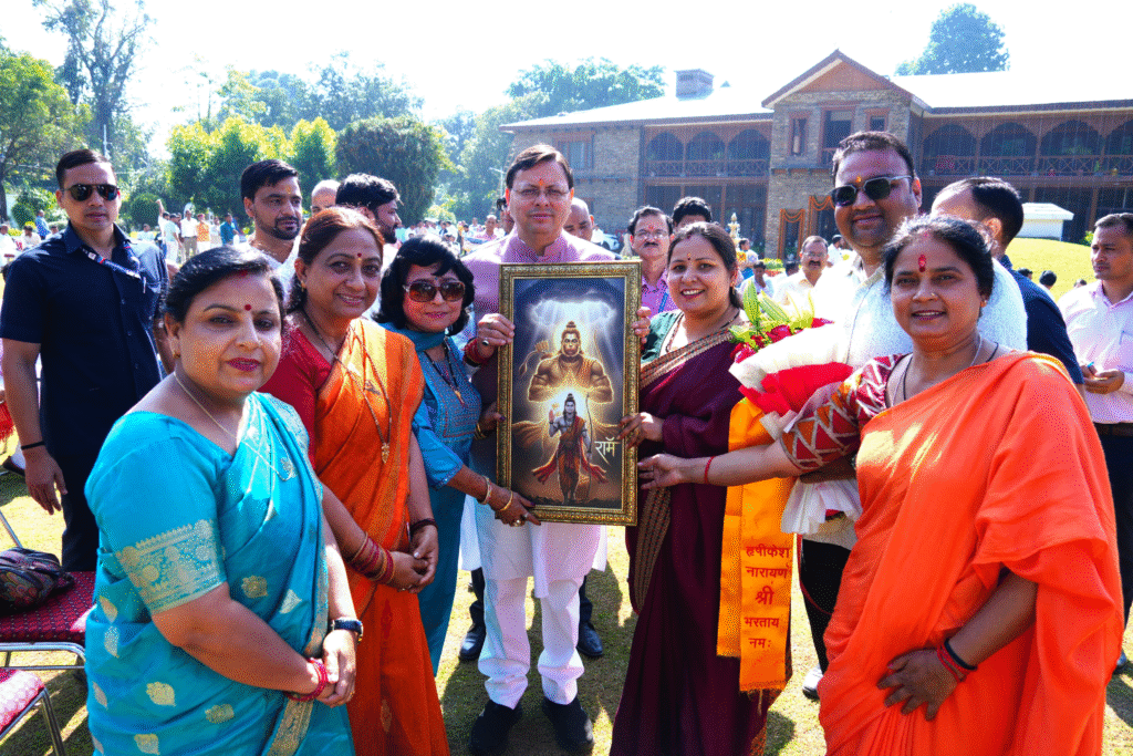 मुख्यमंत्री पुष्कर सिंह धामी को दीपावली की शुभकामनाएं, प्रदेशवासियों से स्वच्छता और सद्भाव के साथ उत्सव मनाने की अपील