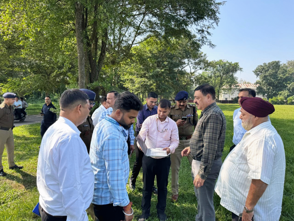 प्रधानमंत्री के उत्तराखंड भ्रमण की तैयारियां जोरों पर: FRI में व्यवस्थाओं का जायजा