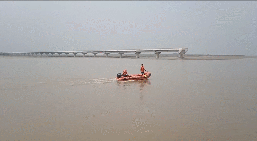 गंगा स्नान बना मातम का मंजर — दो छात्राओं की डूबकर मौत से मचा कोहराम