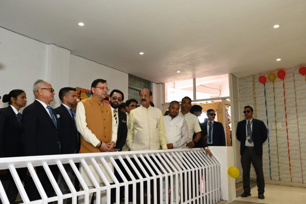 ऋषिकेश इंटरनेशनल स्कूल का 12वां वार्षिकोत्सव