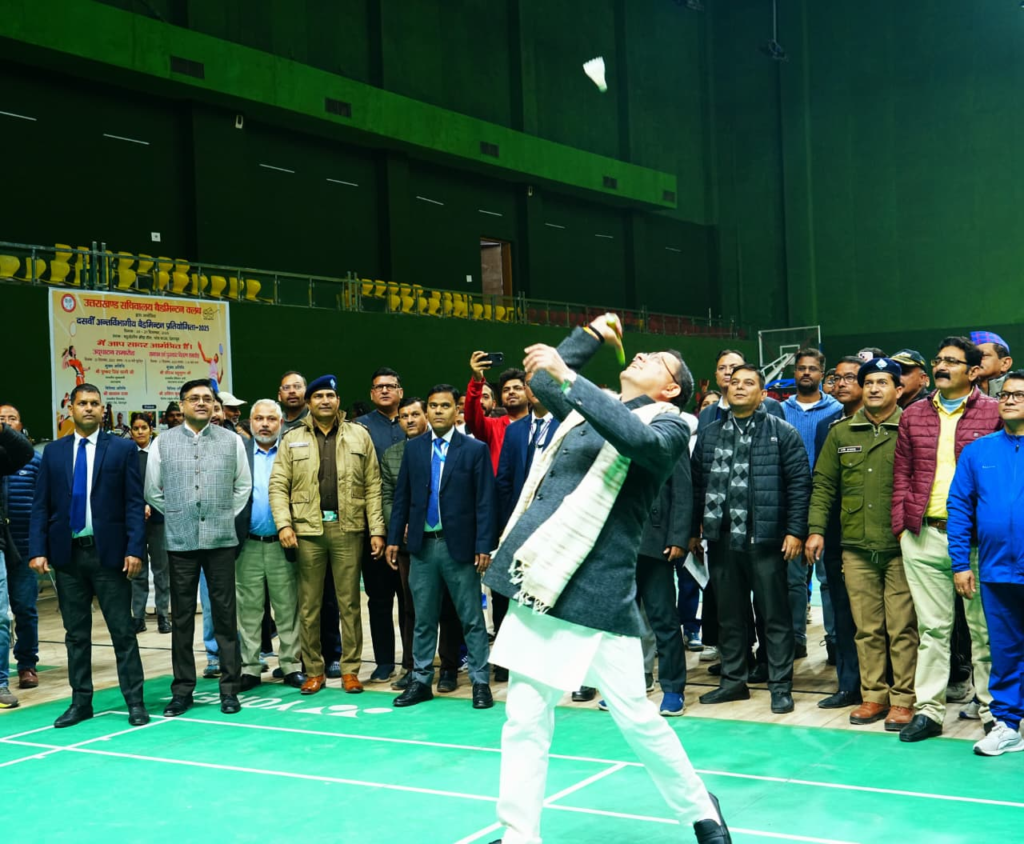 उत्तराखंड बैडमिंटन टूर्नामेंट 2025: CM धामी का उद्घाटन, खेल से अनुशासन-स्वास्थ्य का संदेश—42 विभागों की भागीदारी, देहरादून में धमाल