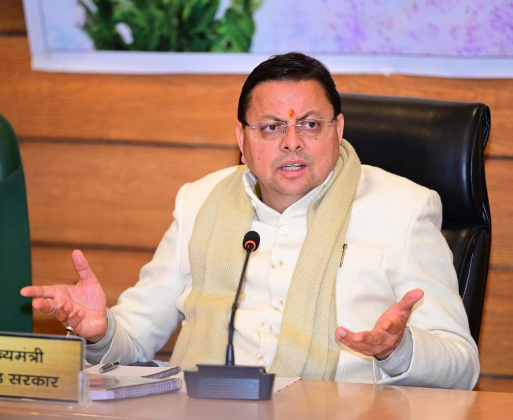 मुख्यमंत्री पुष्कर सिंह धामी ने देहरादून जनपद के विकास कार्यों की उच्चस्तरीय समीक्षा की: समन्वय, समयबद्धता और नवाचार पर विशेष जोर