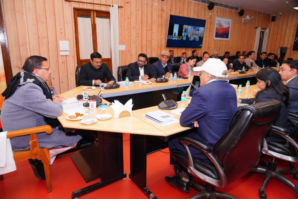 मुख्यमंत्री पुष्कर सिंह धामी ने राजस्व विभाग के 6 नए वेब पोर्टल का किया शुभारंभ: अब घर बैठे मिलेगी सत्यापित खतौनी और अन्य सेवाएं