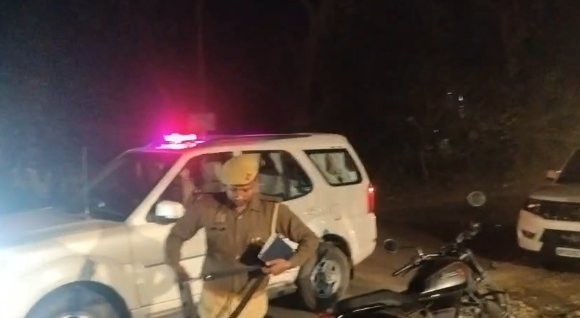 Heartbreaking incident in Lakhimpur Kheri: किराए के मकान में युवक ने खुद को मारी गोली, सदर कोतवाली क्षेत्र में मचा हड़कंप 