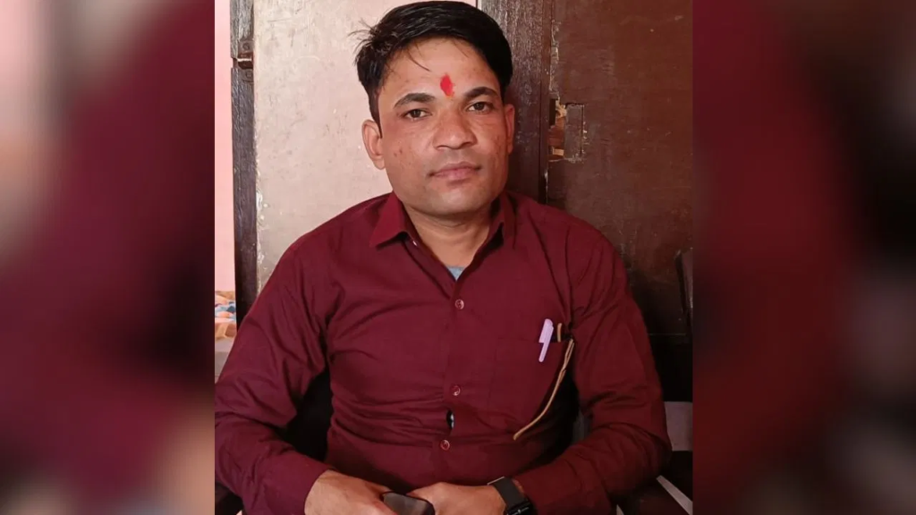 Fake IAS Caught : 25 शादियों के बाद 26वीं बार फंसा फर्जी IAS! खुद को SDM बताकर ठगी करने वाला आरोपी प्रीतम निषाद अब गोरखपुर पुलिस के शिकंजे में