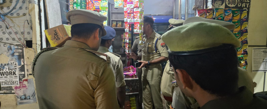 Operation Dahan News in Kanpur : कानपुर में ‘ऑपरेशन दहन’ के तहत बड़ी कार्रवाई: कोचिंग मंडी-पाडूनगर में गोगो पाइप सहित नशीले पदार्थों की दुकानें चेक..