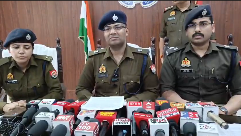 High-tech ATM robbery plot foiled in Saharanpur: पुलिस ने 4 शातिर गिरफ्तार, कांट्रैक्टर पर भी शक – रिवॉल्वर और हथियार बरामद