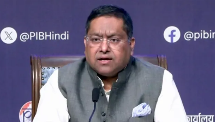 Movement of ships in the Strait of Hormuz :‘ट्रंप से नहीं हुई बातचीत…’ होर्मुज जलडमरूमध्य में जहाजों की तैनाती पर भारत का स्पष्ट जवाब; ईरान से 640 भारतीयों को सुरक्षित निकाला