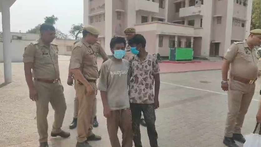 Burglary exposed in Badaun : बदायूं में नकबजनी का खुलासा: कोतवाली पुलिस ने दो शातिर चोर गिरफ्तार, 6.5 लाख के जेवरात बरामद...