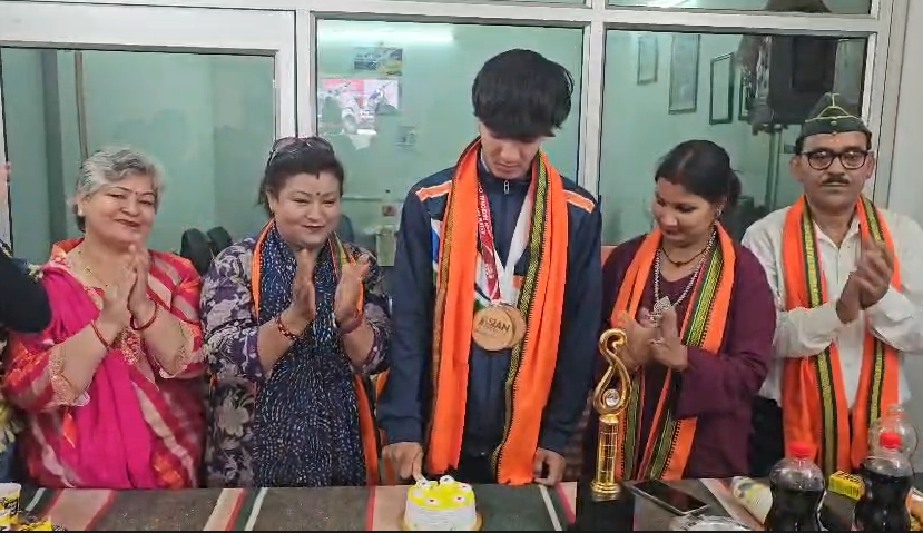 Naman Mehra of Haldwani won two gold medals in Ju-Jitsu : हल्द्वानी के नमन मेहरा ने जू-जित्सु में जीते दो स्वर्ण पदक | श्रीलंका में अंतरराष्ट्रीय चैंपियनशिप में किया शानदार प्रदर्शन...
