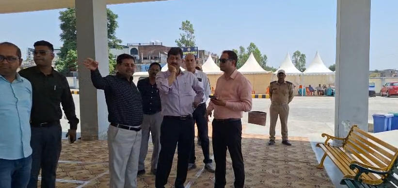 Breaking News Chardham Yatra : चारधाम यात्रा: व्यवस्थाओं का जायजा लेने विकासनगर पहुंचे ADM, हरबर्टपुर बना अहम पड़ाव