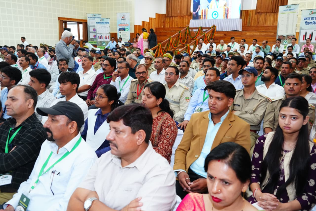 Participated in the Silver Jubilee Celebrations मुख्यमंत्री धामी ने उत्तराखंड वन विकास निगम के रजत जयंती समारोह में किया प्रतिभाग, कुमाऊं में कार्यालय खोलने की घोषणा