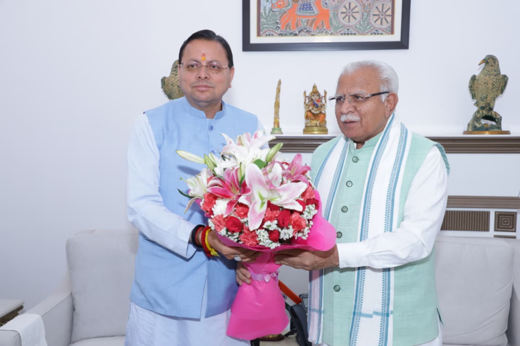 CM Dhami met with Union Minister Manohar Lal Khattar : हरिद्वार कुंभ-2027 के लिए ₹325 करोड़ मांगे, RRTS और मेट्रो विस्तार का प्रस्ताव