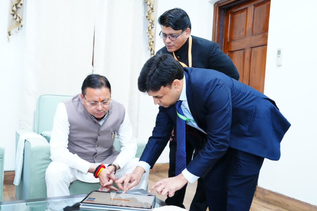 Dhami did self-enumeration for Census 2027 :धामी ने की जनगणना 2027 की स्व-गणना, उत्तराखंड ने बढ़ाया डिजिटल कदम..