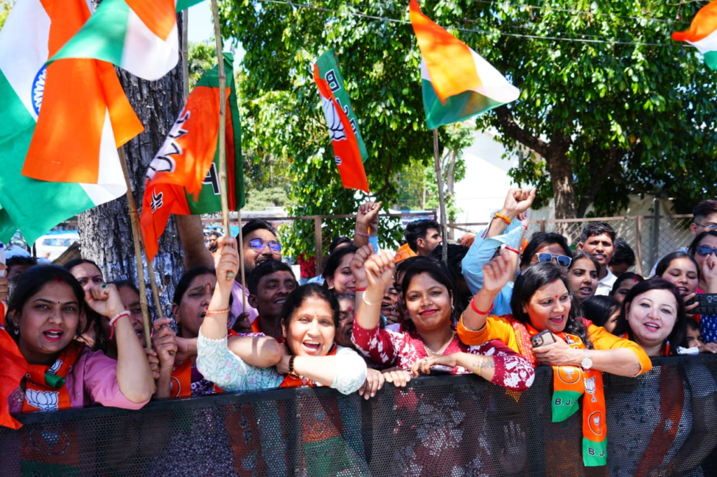 Breaking News Delhi-Dehradun Expressway inaugurated : चार साल में उत्तराखंड का चेहरा बदला! डबल इंजन की बदौलत दिल्ली-देहरादून एक्सप्रेसवे का किया उद्घाटन