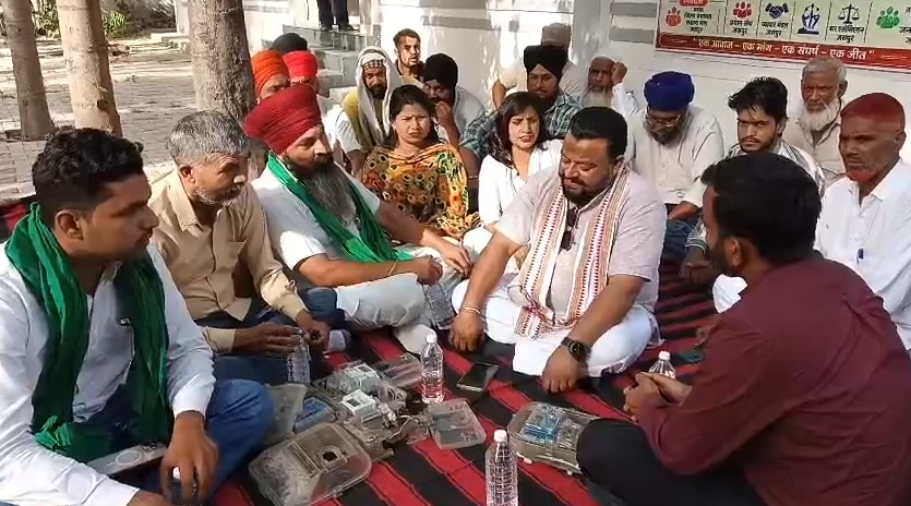 Uproar in Jaspur over smart meter : स्मार्ट मीटर को लेकर जसपुर में बवाल, ग्रामीणों ने बिजली विभाग पर लगाए जबरन मीटर बदलने के आरोप