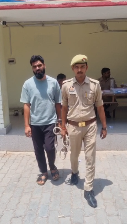 Accused of raping a woman who had come to her parents' house in Jalaun : जालौन में मायके आई महिला से दुष्कर्म का आरोप, प्रधान पुत्र गिरफ्तार कर भेजा गया जेल