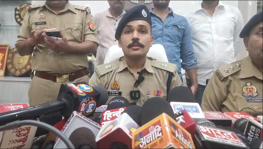 Youth recovered safely, five accused arrested : जालौन में अपहरण कांड का खुलासा: युवक सकुशल बरामद, पांच आरोपी गिरफ्तार, दिल्ली-गाजियाबाद तक पहुंची पुलिस