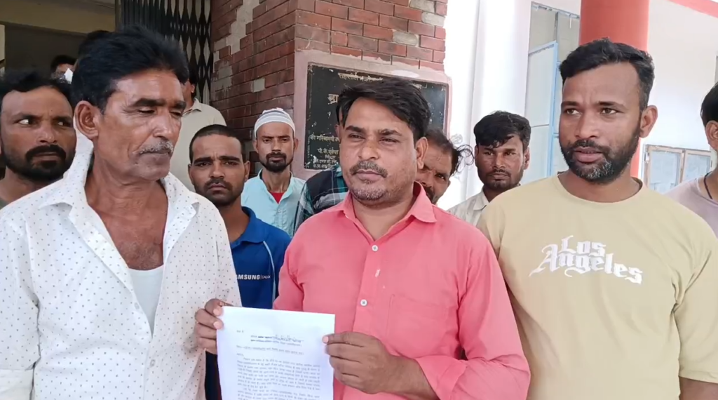 Rain increased the trouble of people in Khatima : खटीमा में बरसात ने बढ़ाई लोगों की परेशानी, जलभराव और कीचड़ से स्कूली बच्चों को भी दिक्कत
