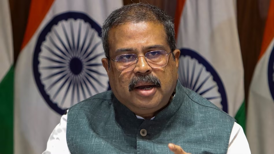 Dharmendra Pradhan resigns from the post of Union Education Minister : धर्मेंद्र प्रधान ने केंद्रीय शिक्षा मंत्री पद से दिया इस्तीफा, छात्र आंदोलन के बीच बड़ा फैसला