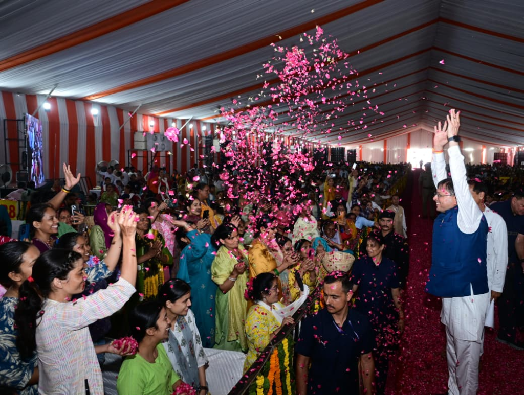 Commitment to service, good governance and dedication : सेवा, सुशासन और समर्पण का संकल्प: राज्यपाल और मुख्यमंत्री ने किया सेवा पखवाड़ा का शुभारंभ, ₹219 करोड़ की 51 विकास परियोजनाओं की दी सौगात