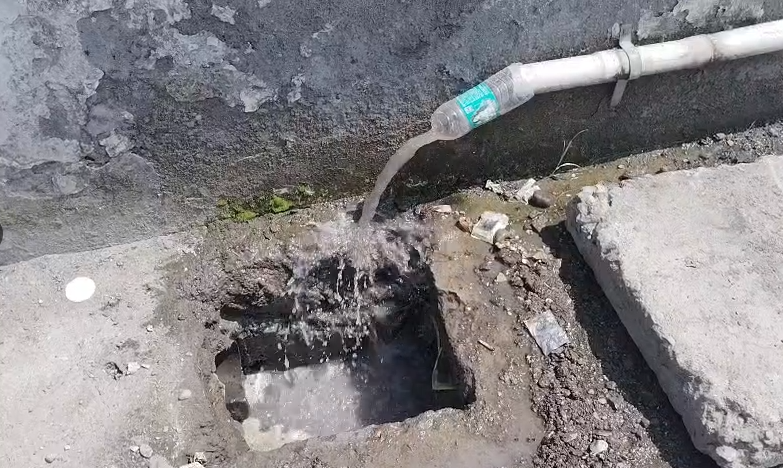 Dispute over drainage water between two Gram Sabhas in Vikasnagar : विकासनगर में दो ग्राम सभाओं के निकासी पानी को लेकर विवाद, ग्रामीणों ने जताई नाराजगी; जलभराव और बंद नालियों से परेशान लोग