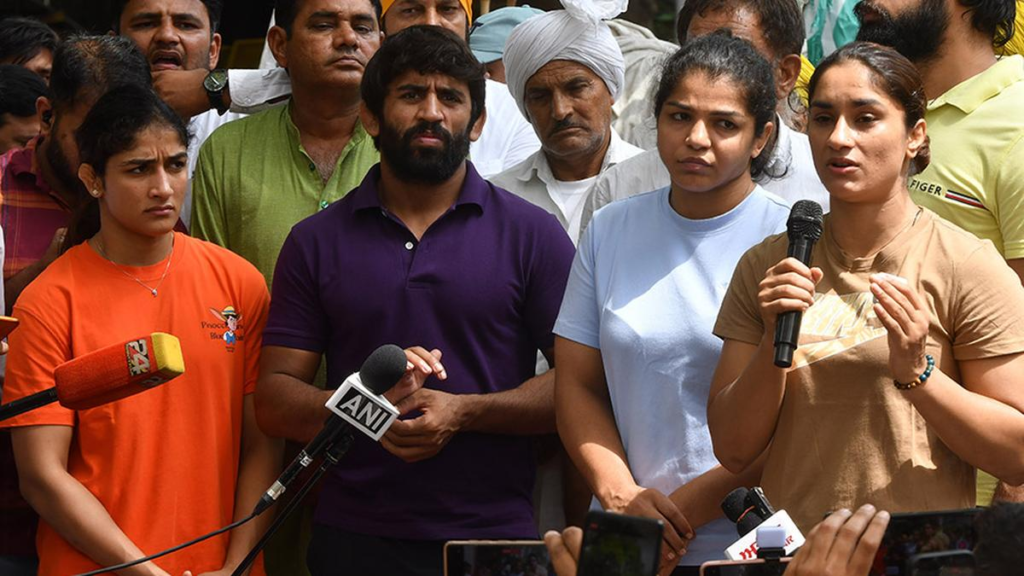Vinesh Phogat will appeal against the acquittal of Brij Bhushan Sharan Singh : बृज भूषण शरण सिंह की बरी होने के फैसले के खिलाफ अपील करेंगी विनेश फोगाट और महिला पहलवान