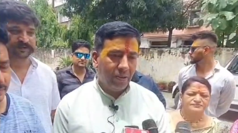 Politics heats up over alleged beef seizure in Ramnagar : रामनगर में कथित गौमांस बरामदगी मामले पर गरमाई सियासत, भाजपा और हिंदूवादी संगठनों ने किया प्रदर्शन