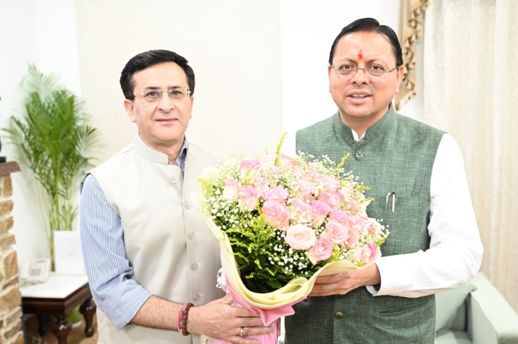 मुख्यमंत्री आवास में जन्मदिन पर सीएम धामी को बधाइयों का सिलसिला, मंत्री-अधिकारी और जनप्रतिनिधियों ने दी शुभकामनाएं