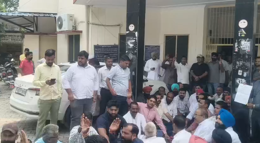 बाजपुर में किसानों की मांगों को लेकर मुख्यमंत्री के नाम ज्ञापन, 20 गांव भूमि प्रकरण समेत चार मुद्दे उठाए