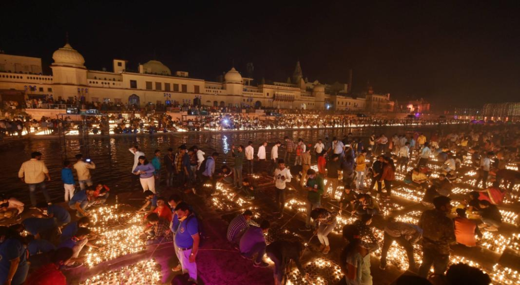 अयोध्या दीपोत्सव 2026: 2,100 स्वदेशी ड्रोन से आसमान में साकार होगी रामायण, 30 लाख दीयों से जगमगाएगी रामनगरी